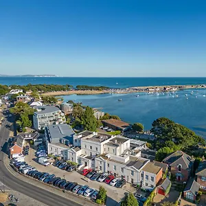Harbour & Christchurch Hotel